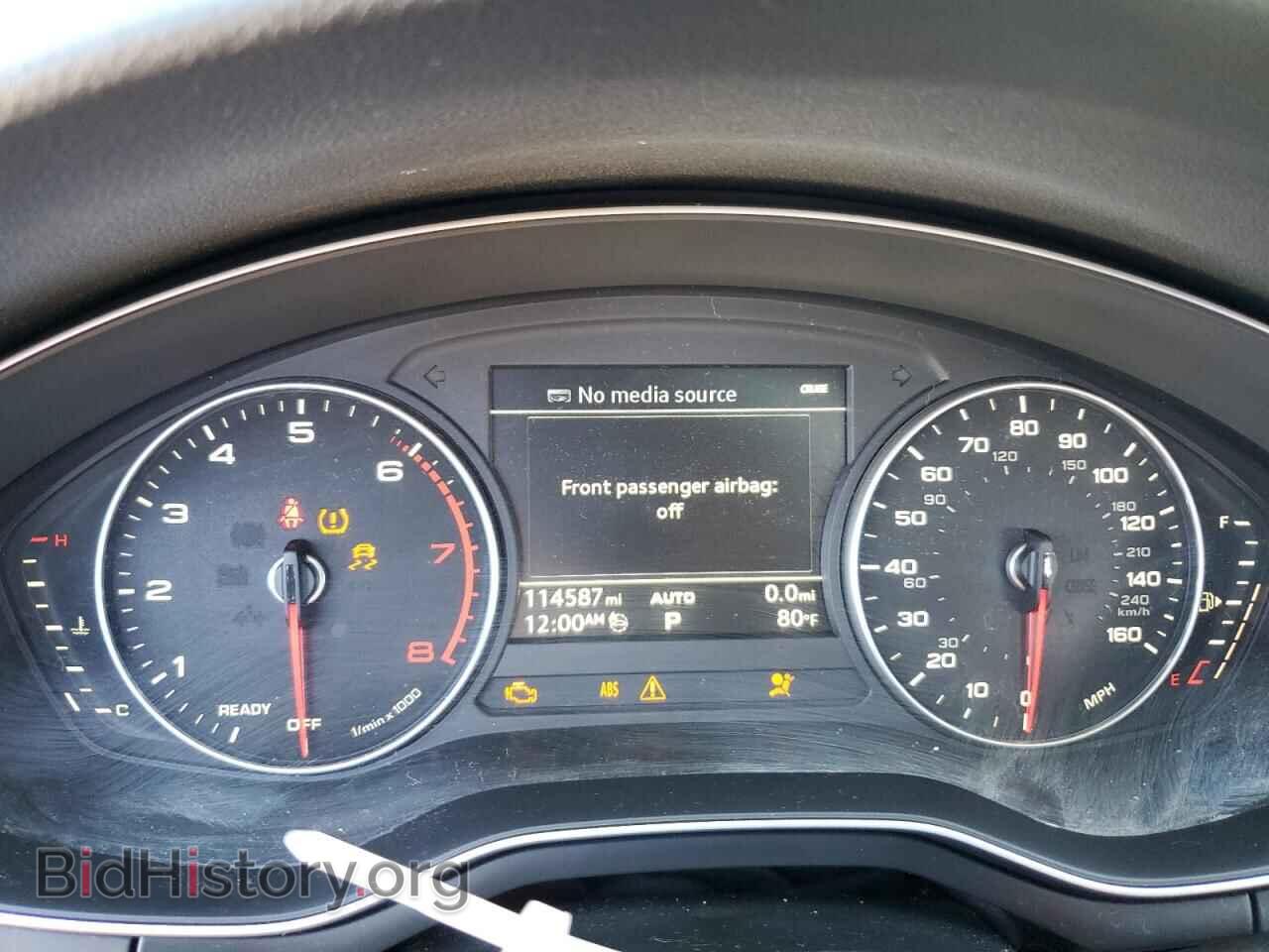 2017 AUDI A4 - VIN: WAUGMAF43HN048090 - Фото 9