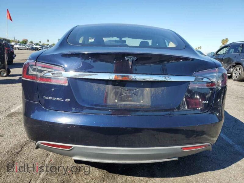 2013 Tesla MODEL S (VIN 5YJSA1CG4DFP09431) — фото 6 из 12