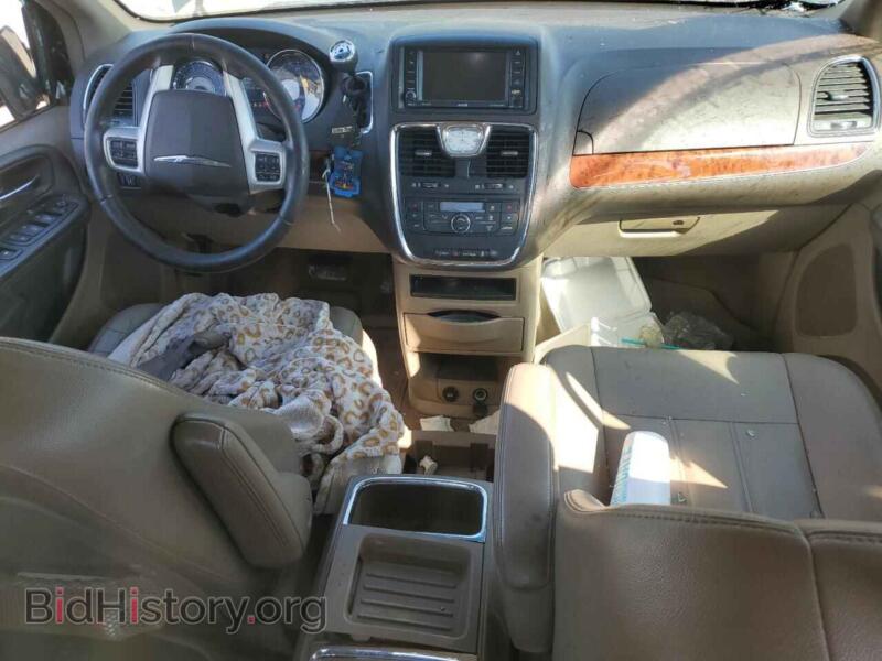 2016 Chrysler MINIVAN (VIN 2C4RC1BG6GR148460) — photo 8 of 15