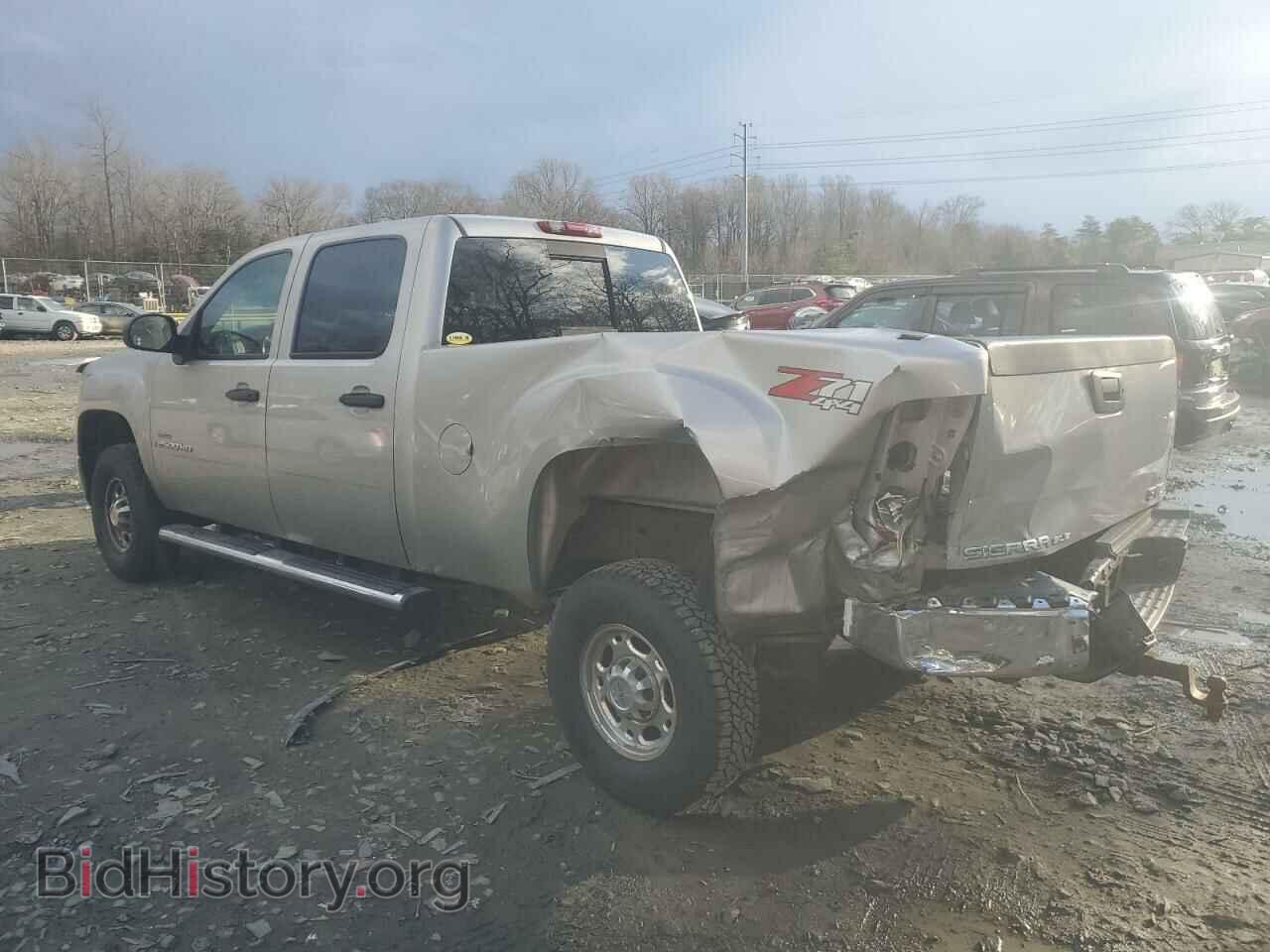2007 GMC SIERRA - VIN: 1GTHK23627F534603 - Photo 2