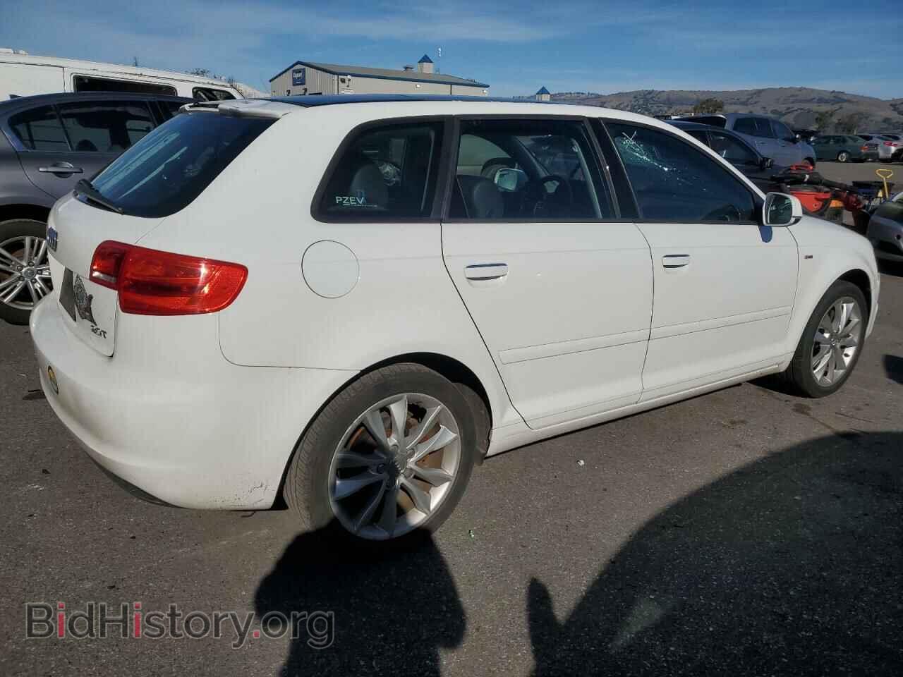 2012 AUDI A3 - VIN: WAUBEAFM9CA084003 - Фото 3