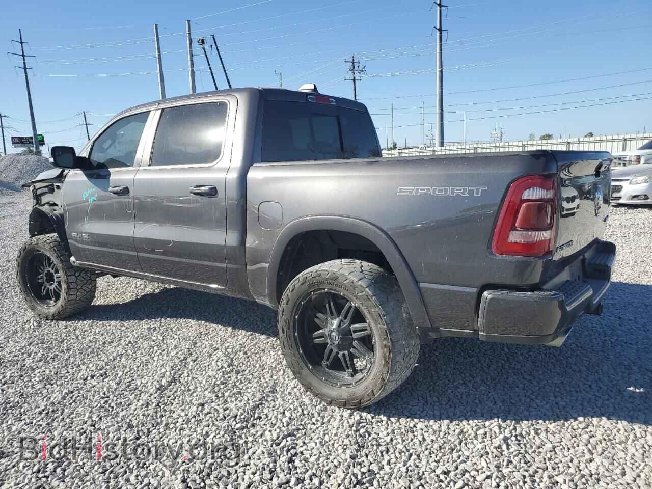 2021 RAM 1500 - VIN: 1C6SRFJT1MN736472 - Фото 2