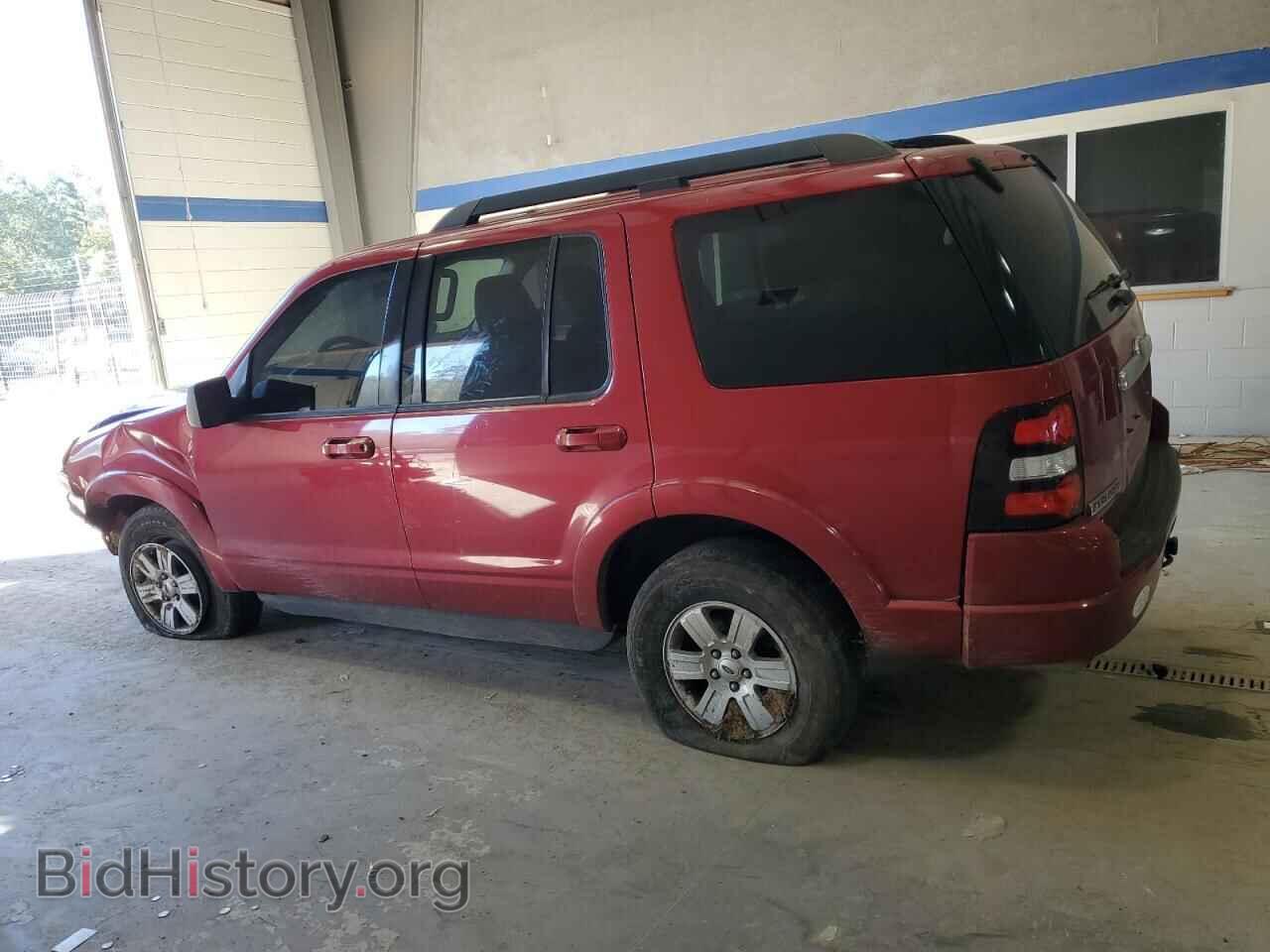 2010 FORD EXPLORER - VIN: 1FMEU7DE5AUB15398 - Фото 2
