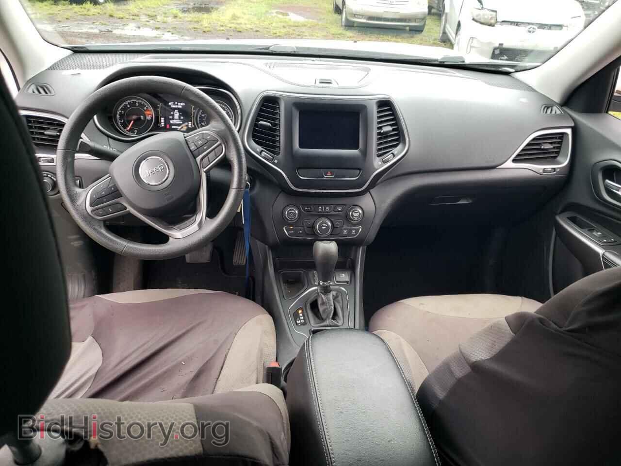 2019 JEEP GRAND CHER - VIN: 1C4PJLCB2KD406190 - Фото 8