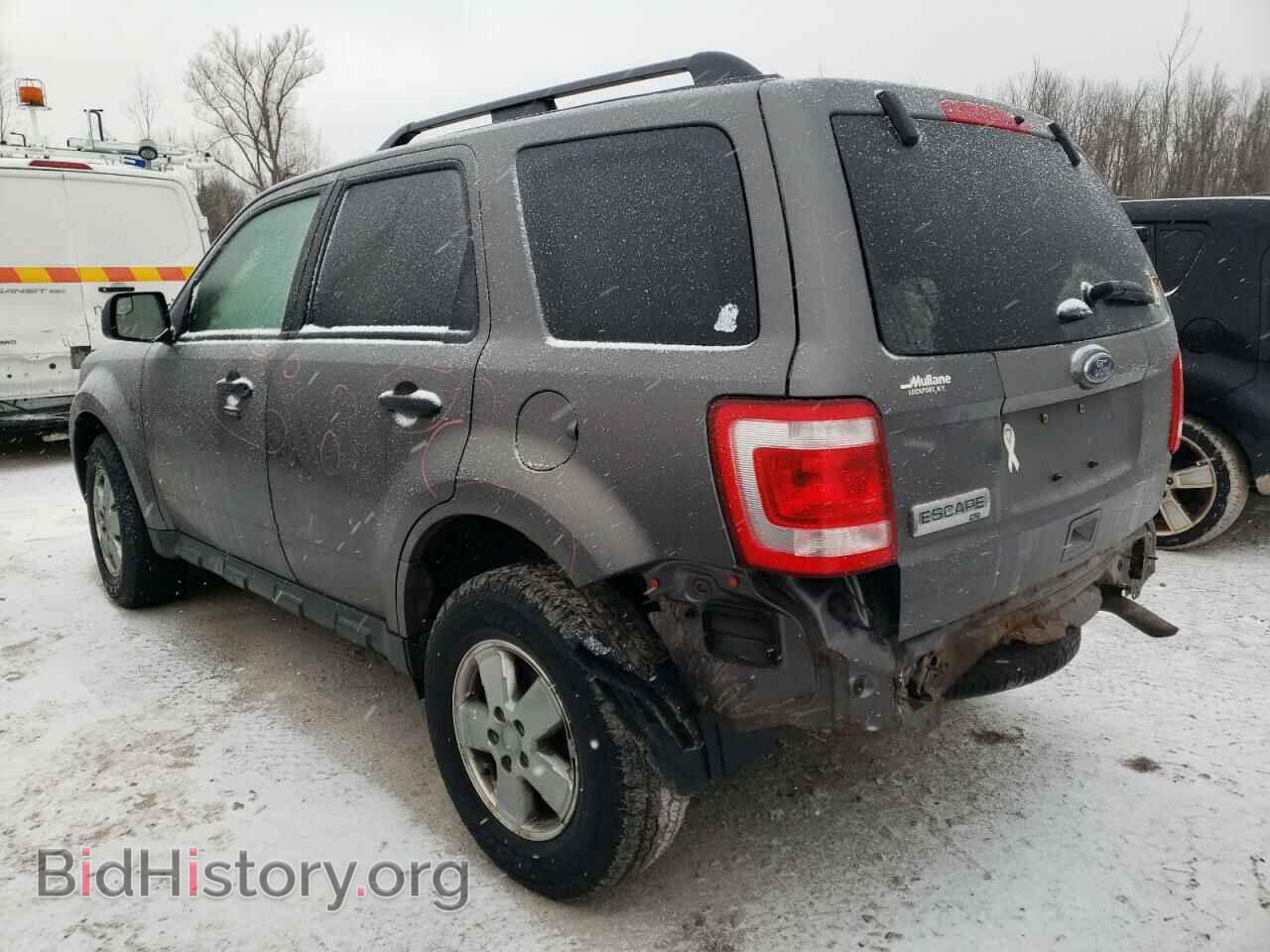 2011 FORD ESCAPE - VIN: 1FMCU0D77BKB96367 - Фото 2