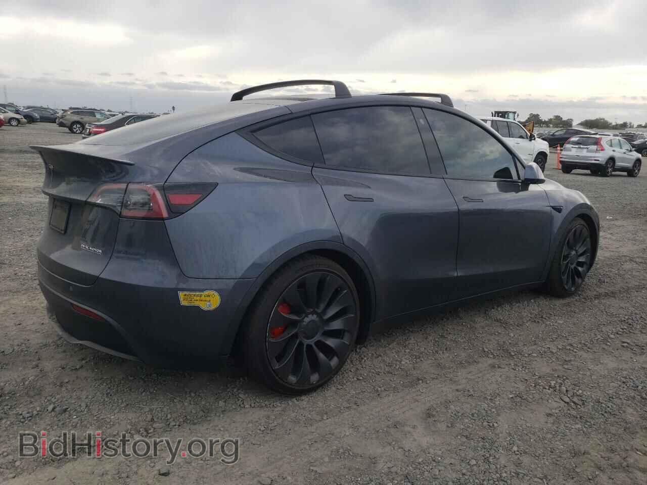 2022 TESLA MODEL Y - VIN: 7SAYGDEF6NF404872 - Photo 3