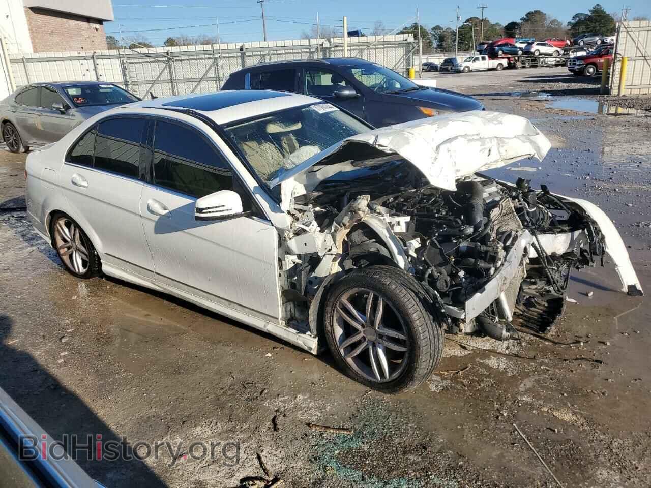 2012 MERCEDES-BENZ C-CLASS - VIN: WDDGF4HB1CR213894 - Фото 4