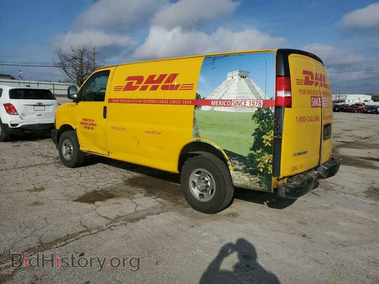2020 CHEVROLET EXPRESS - VIN: 1GCWGAFP0L1129225 - Фото 2