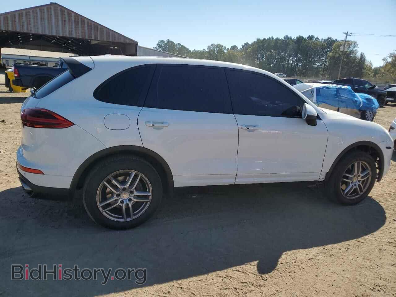 2016 PORSCHE CAYENNE - VIN: WP1AA2A27GLA04065 - Photo 3