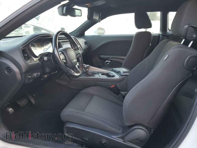2019 Dodge CHALLENGER (VIN 2C3CDZAG6KH687747) — photo 7 of 12