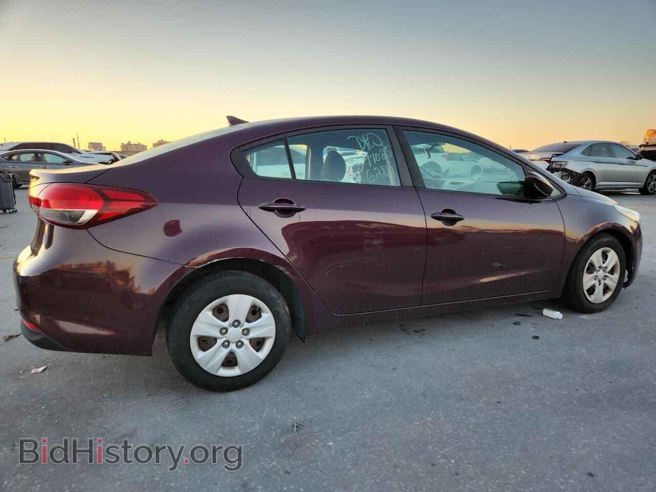 2018 KIA FORTE - VIN: 3KPFK4A77JE199466 - Фото 3