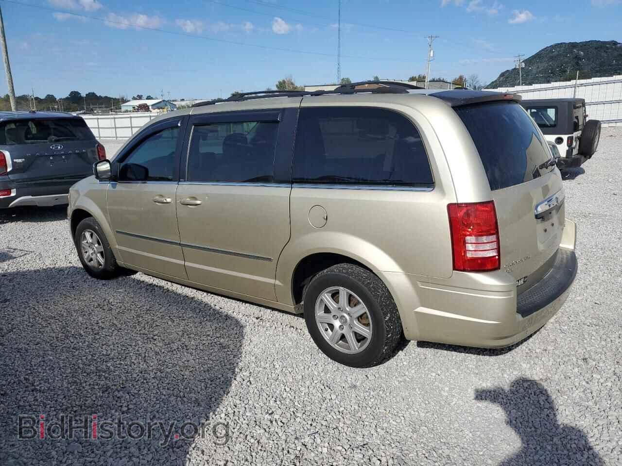 2010 CHRYSLER MINIVAN - VIN: 2A4RR5DX6AR437245 - Фото 2