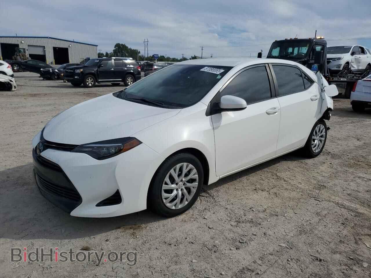 Фотография 5YFBURHE1JP833346 - TOYOTA COROLLA 2018