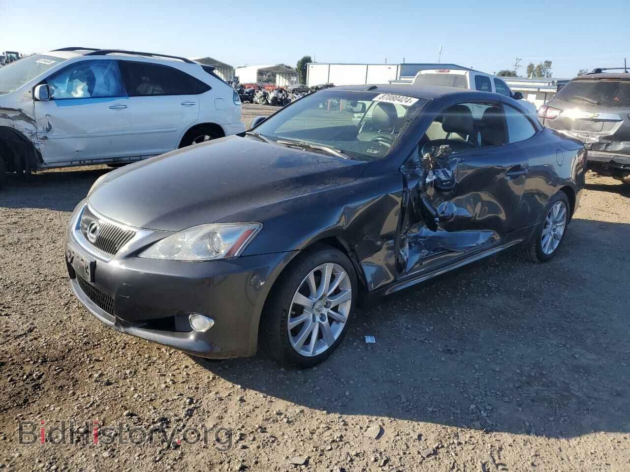 Photo JTHFF2C2XA2501886 - LEXUS IS 2010