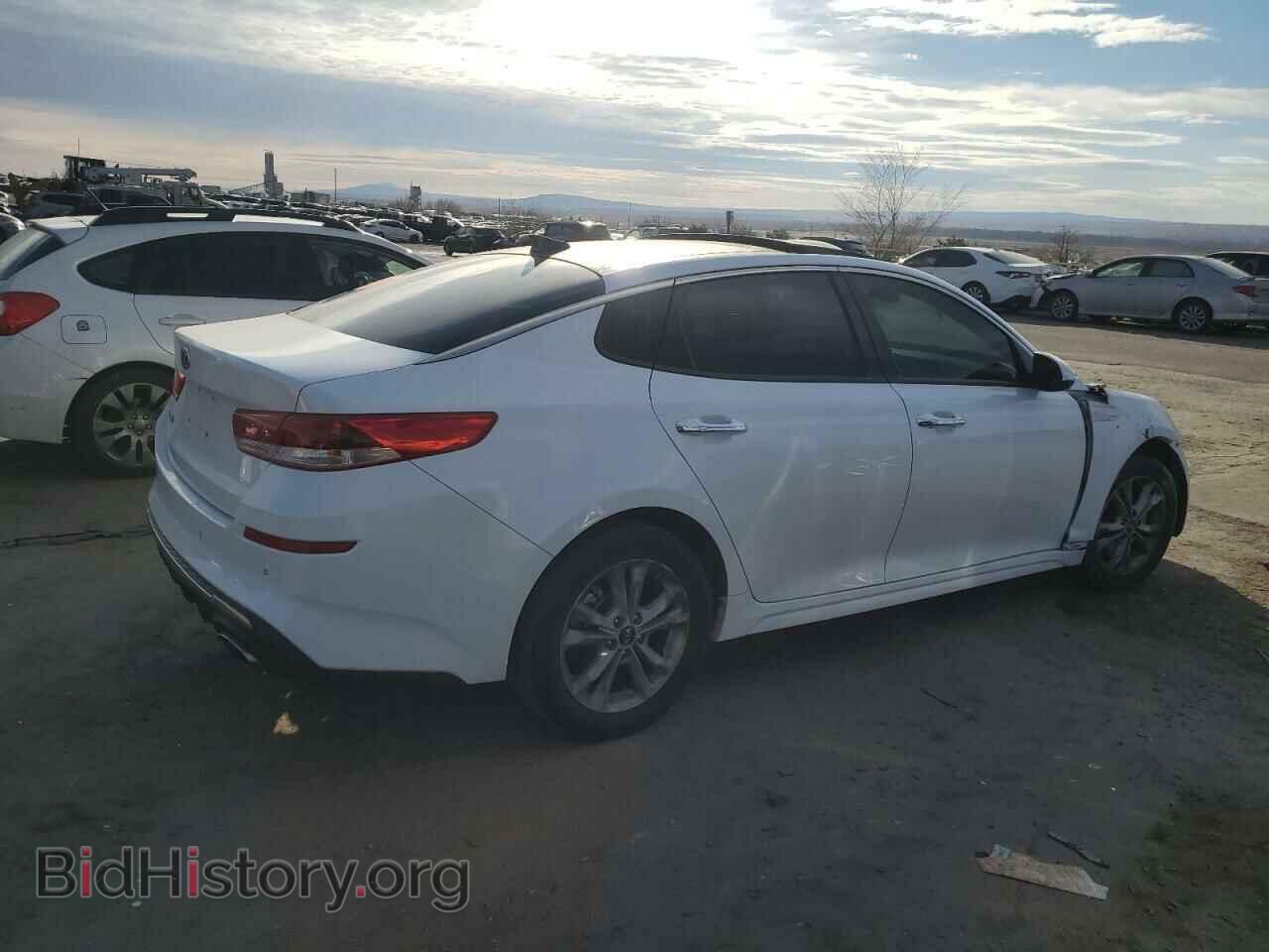 2019 KIA OPTIMA - VIN: 5XXGT4L38KG335074 - Фото 3