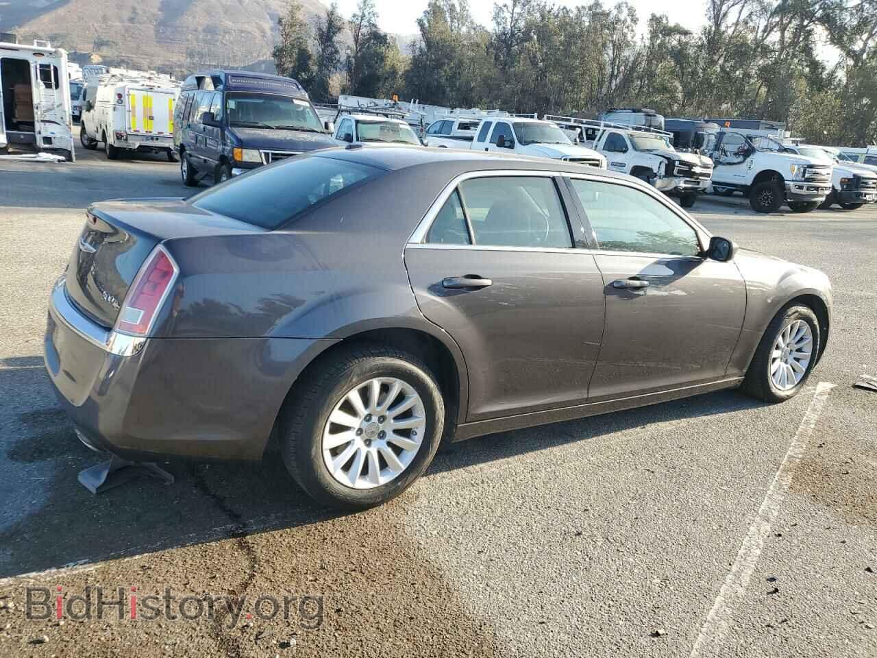 2013 CHRYSLER 300 - VIN: 2C3CCAAG3DH657032 - Фото 3