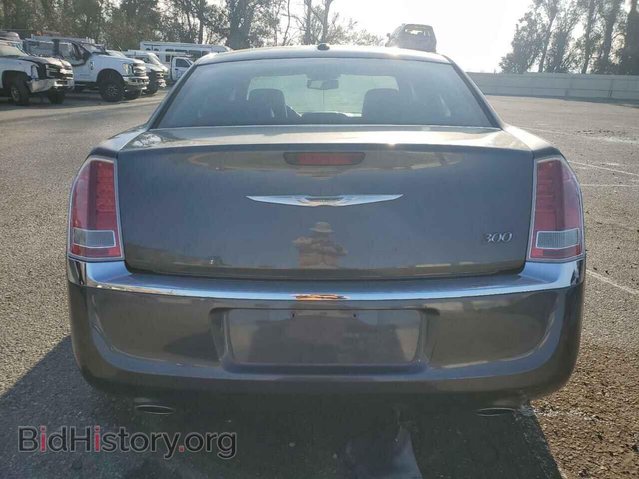 2013 CHRYSLER 300 - VIN: 2C3CCAAG3DH657032 - Фото 6