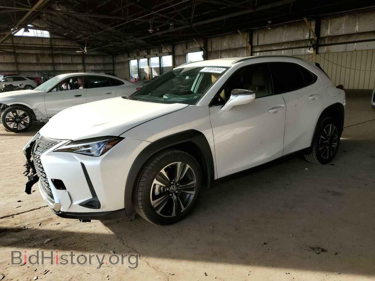 Фотография JTHY3JBH6K2002876 - LEXUS UX 200 2019
