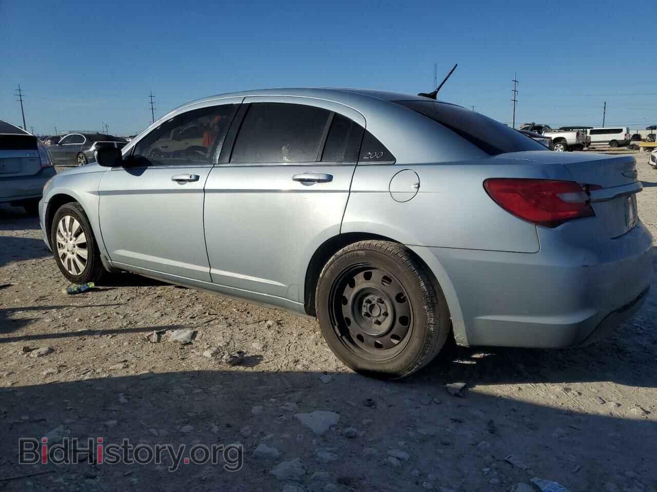 2014 CHRYSLER 200 - VIN: 1C3CCBAB9EN123049 - Фото 2