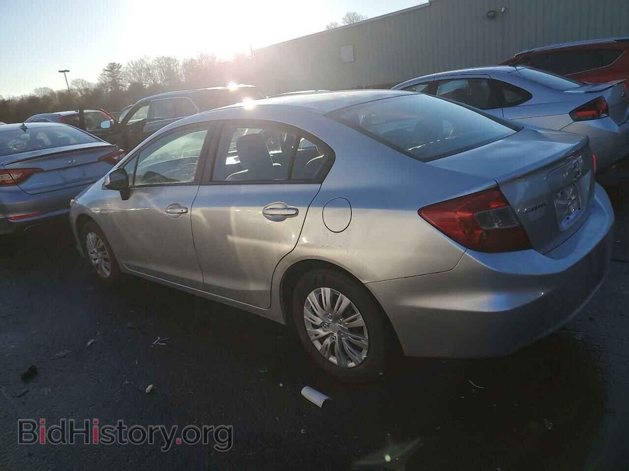 2012 HONDA CIVIC - VIN: 2HGFB2F52CH308582 - Фото 2