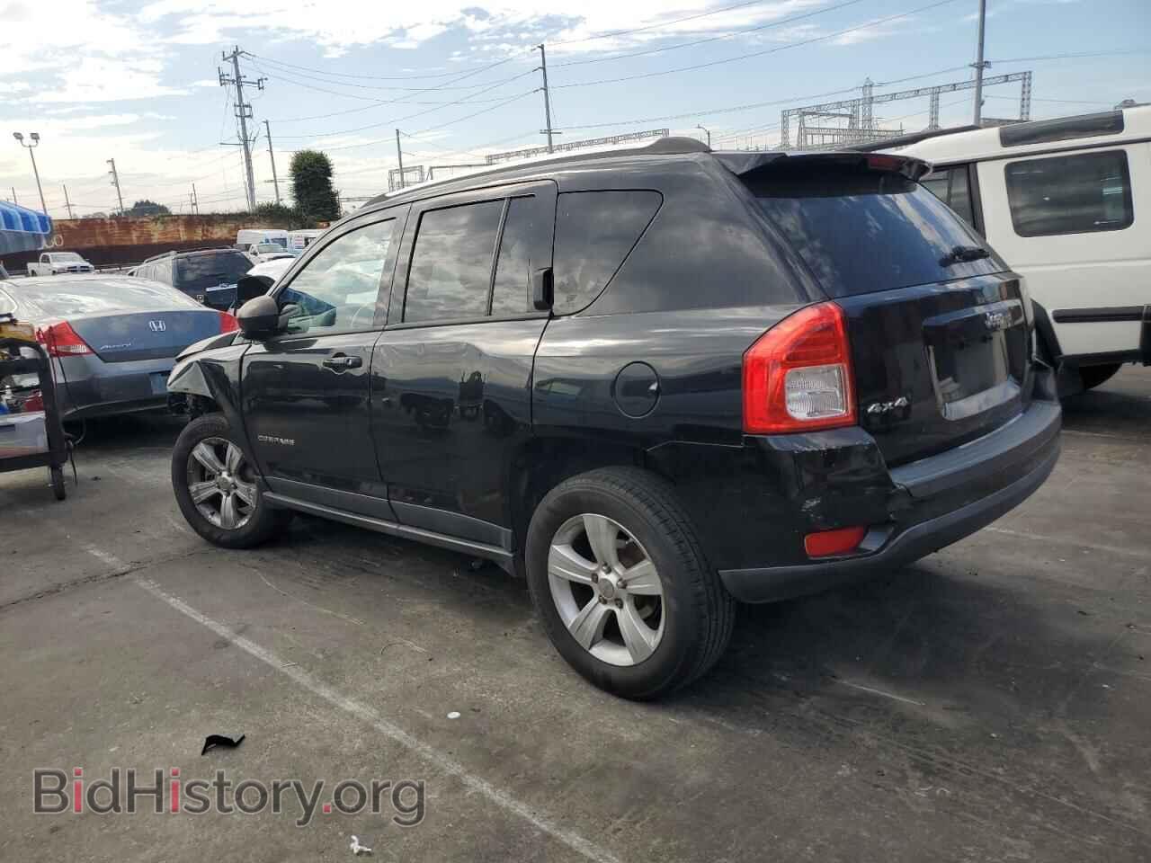 2012 JEEP COMPASS - VIN: 1C4NJDEB5CD633448 - Photo 2