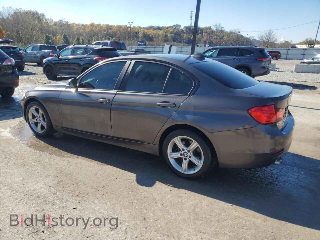 2013 BMW 3 SERIES - VIN: WBA3A5C51DF351109 - Фото 2