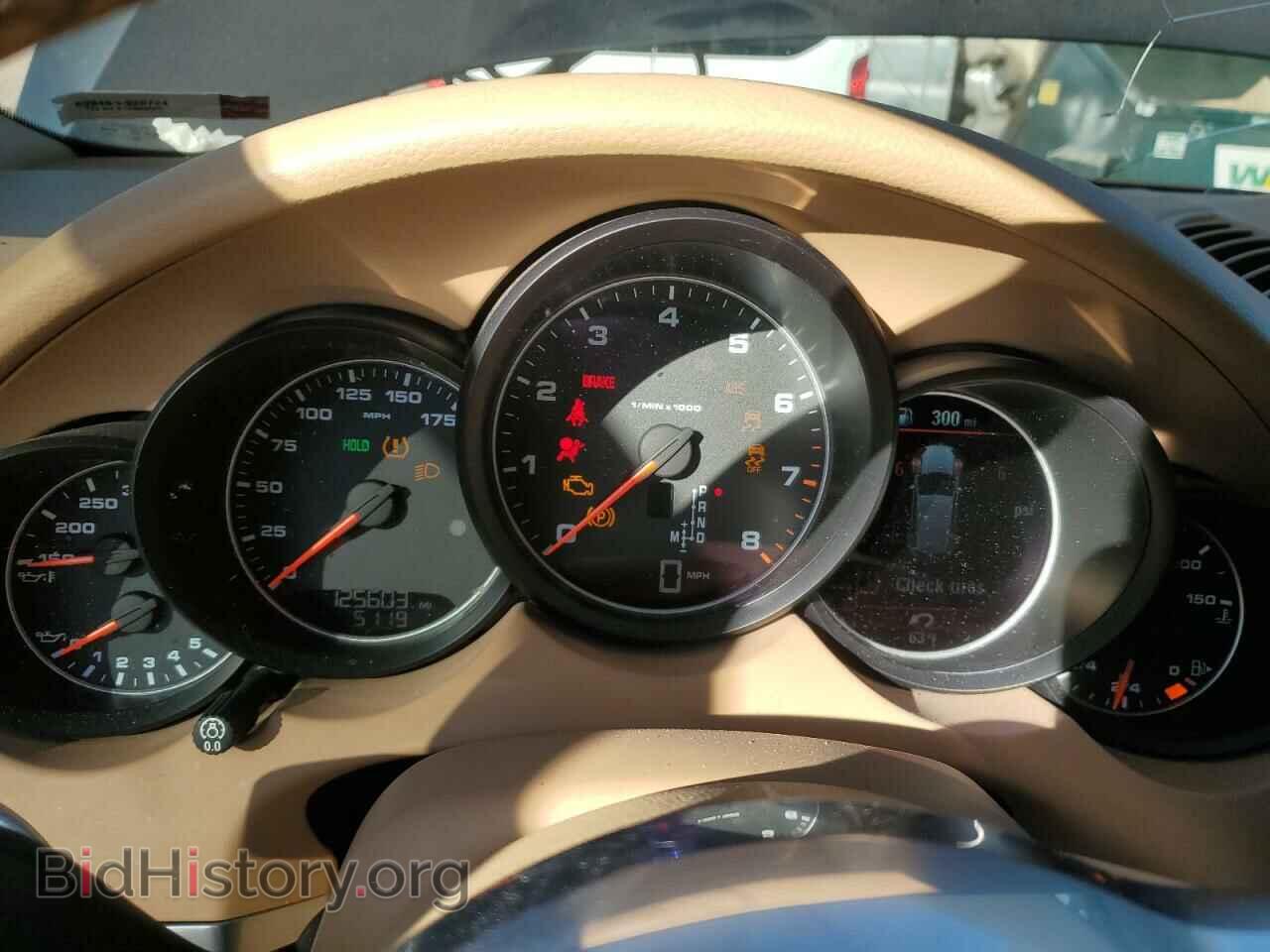 2016 PORSCHE CAYENNE - VIN: WP1AA2A27GLA08049 - Фото 9