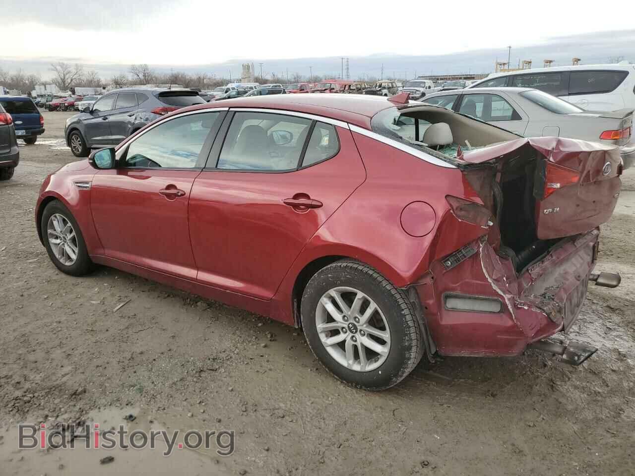 2011 KIA OPTIMA - VIN: KNAGM4A77B5109256 - Фото 2