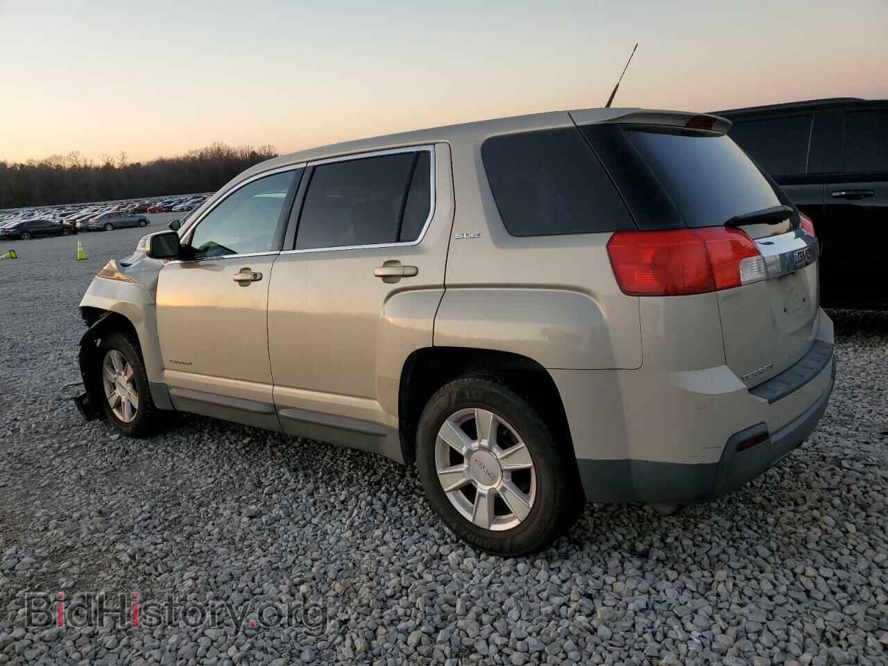 2011 GMC TERRAIN - VIN: 2CTALMEC8B6324530 - Photo 2