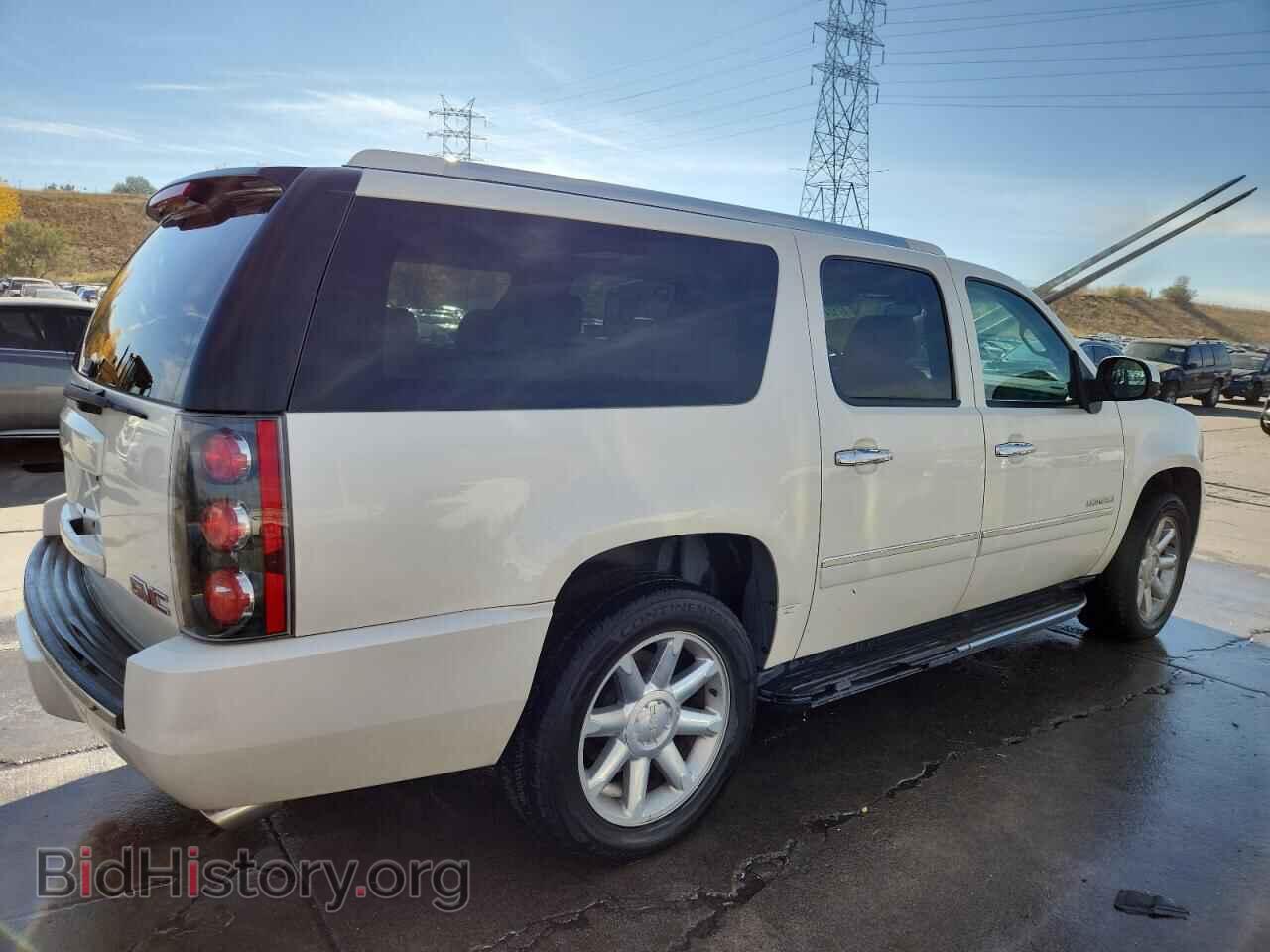 2013 GMC YUKON - VIN: 1GKS2MEF9DR360882 - Photo 3