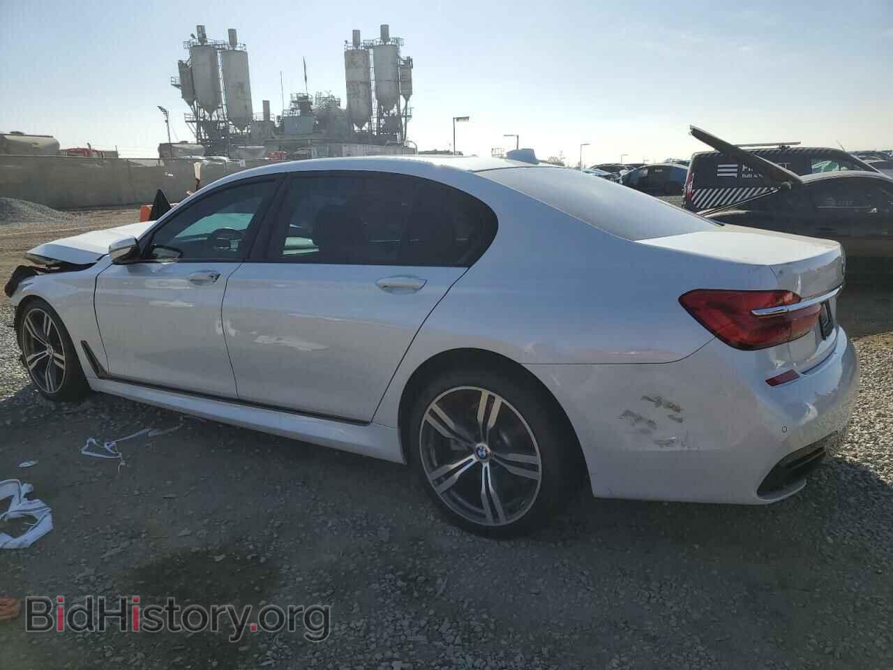 2019 BMW 7 SERIES - VIN: WBA7E2C58KB217951 - Фото 2