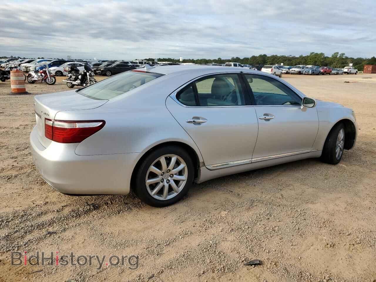 2007 LEXUS LS460 - VIN: JTHBL46F775034404 - Photo 3