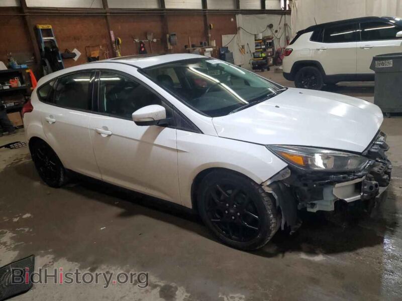 2016 Ford FOCUS (VIN 1FADP3K24GL215554) — photo 4 of 14