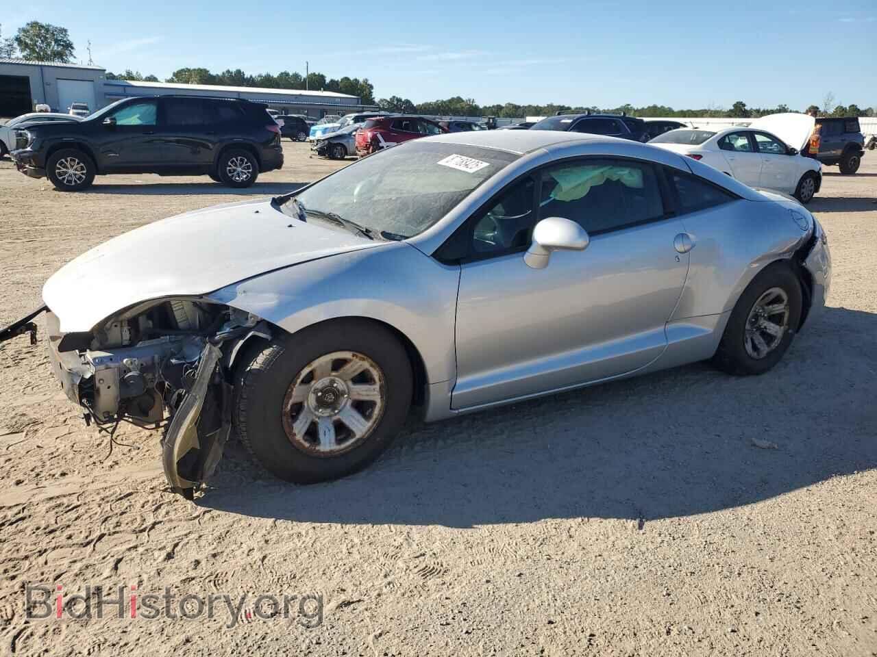 Photo 4A3AK34T28E001361 - MITSUBISHI ECLIPSE 2008