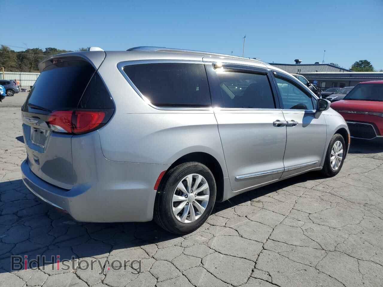 2018 CHRYSLER PACIFICA - VIN: 2C4RC1BG1JR277326 - Фото 3