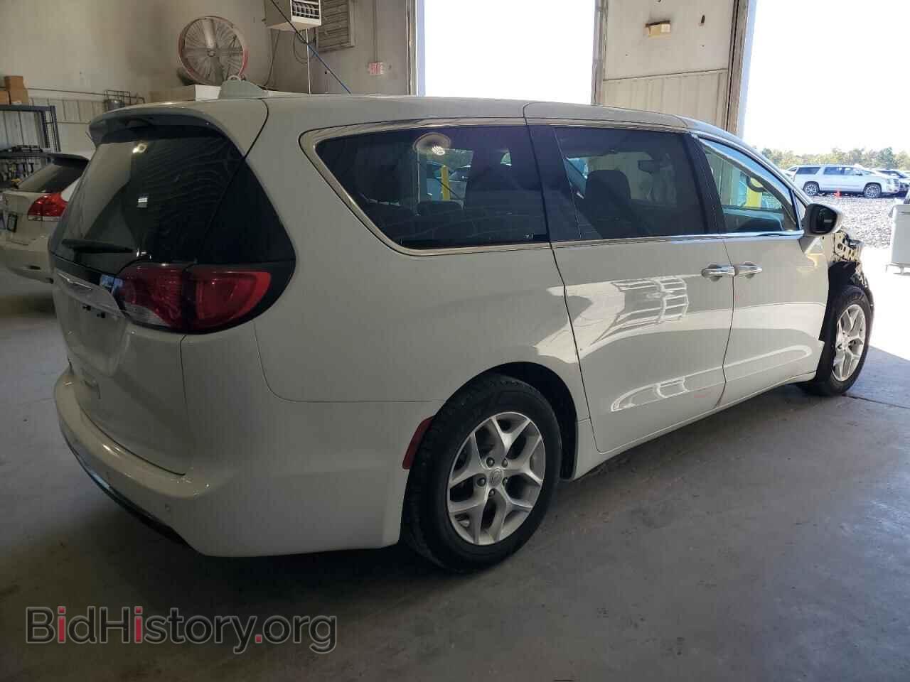 2018 CHRYSLER PACIFICA - VIN: 2C4RC1FG7JR128770 - Photo 3