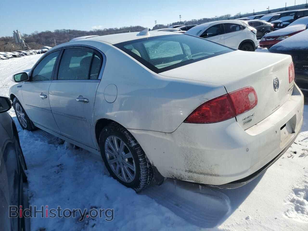 2011 BUICK LUCERNE - VIN: 1G4HC5EM5BU124680 - Фото 2