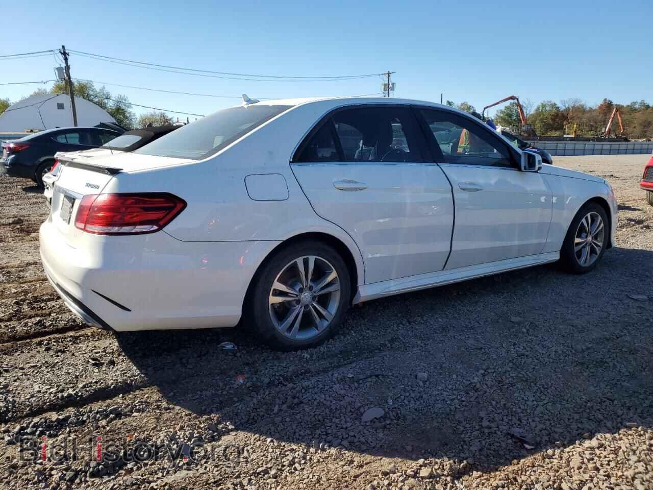 2014 MERCEDES-BENZ E-CLASS - VIN: WDDHF9FB9EA903740 - Фото 3