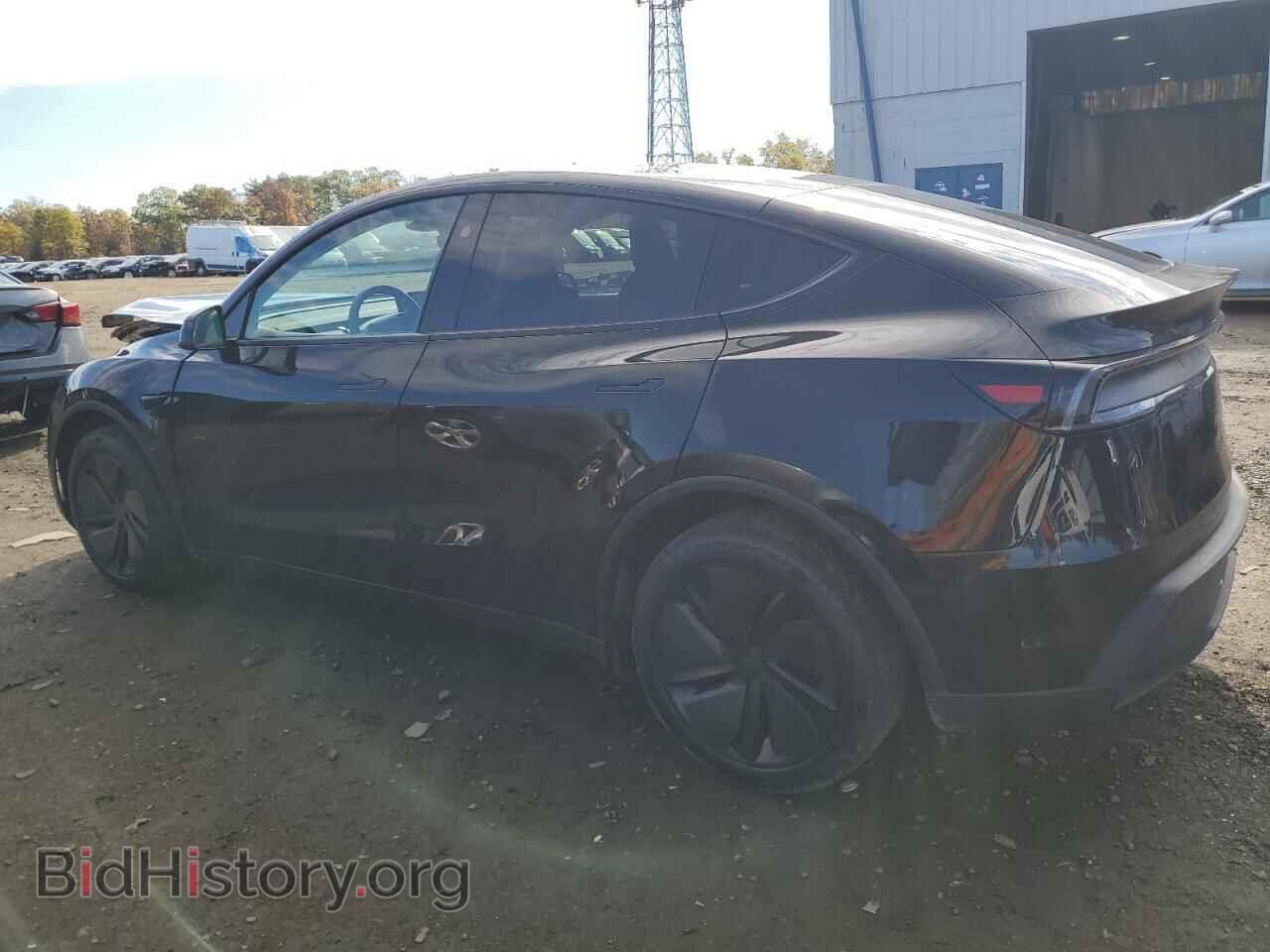 2026 TESLA MODEL Y - VIN: 7SAYGDEE9TA454845 - Фото 2