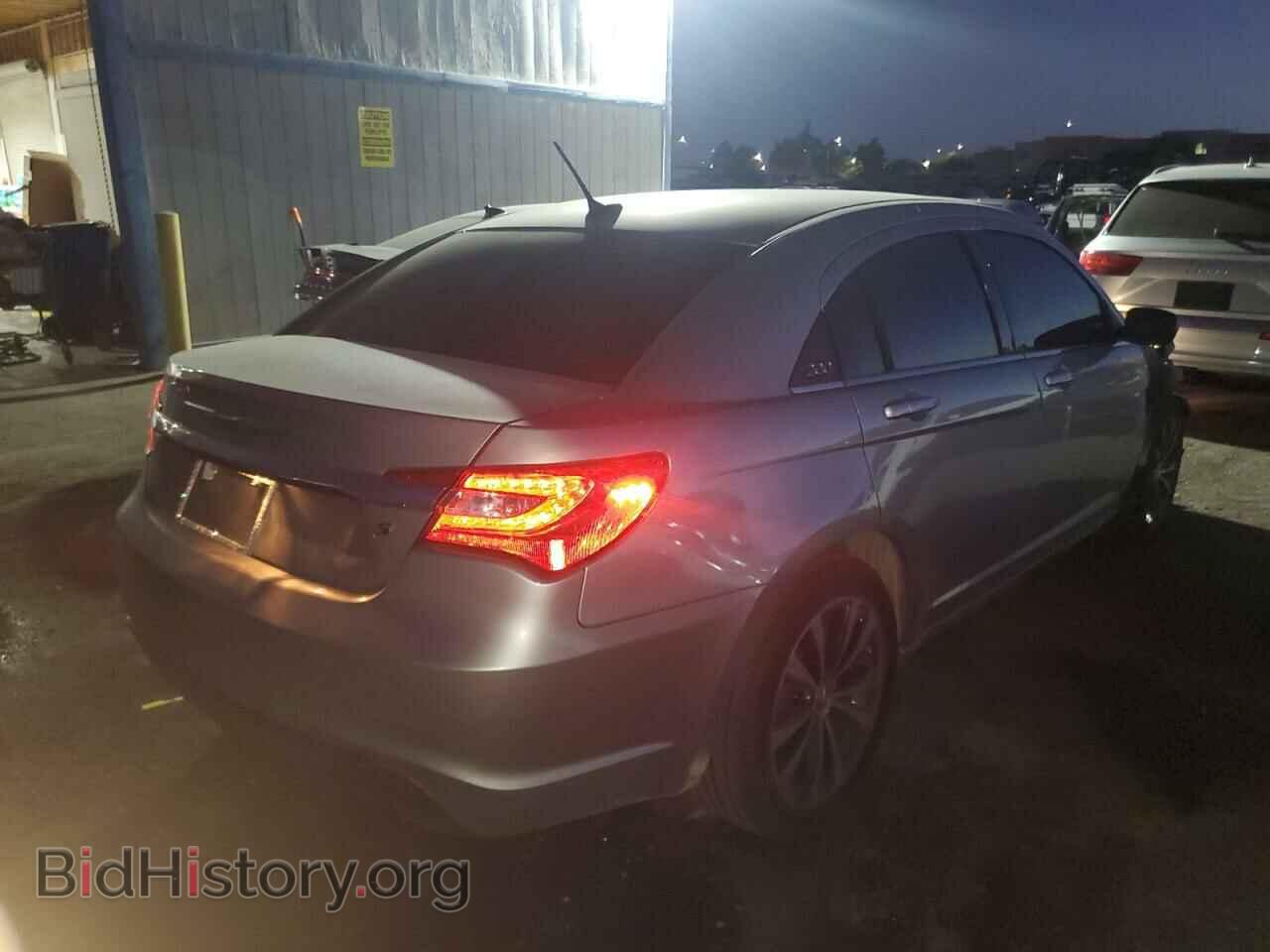 2013 CHRYSLER 200 - VIN: 1C3CCBBB3DN584292 - Фото 3