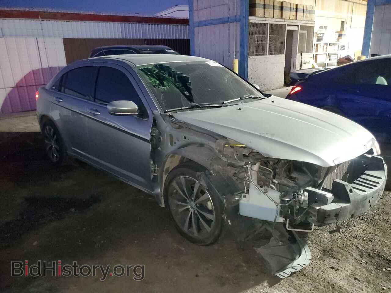2013 CHRYSLER 200 - VIN: 1C3CCBBB3DN584292 - Фото 4