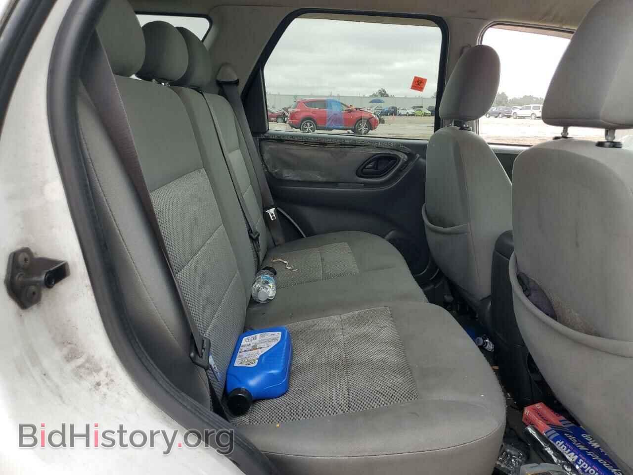2005 FORD ESCAPE - VIN: 1FMCU93165KB31399 - Фото 11