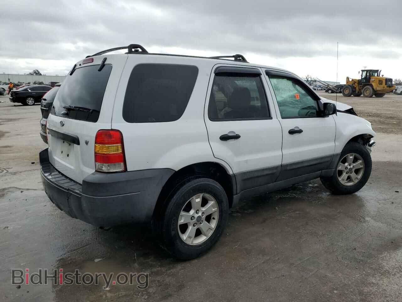 2005 FORD ESCAPE - VIN: 1FMCU93165KB31399 - Фото 3