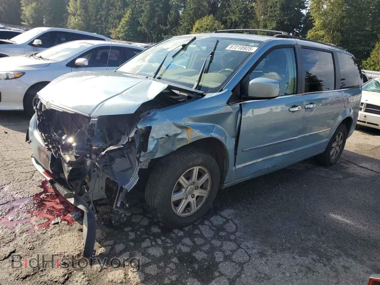 Photo 2A4RR5D16AR104619 - CHRYSLER MINIVAN 2010