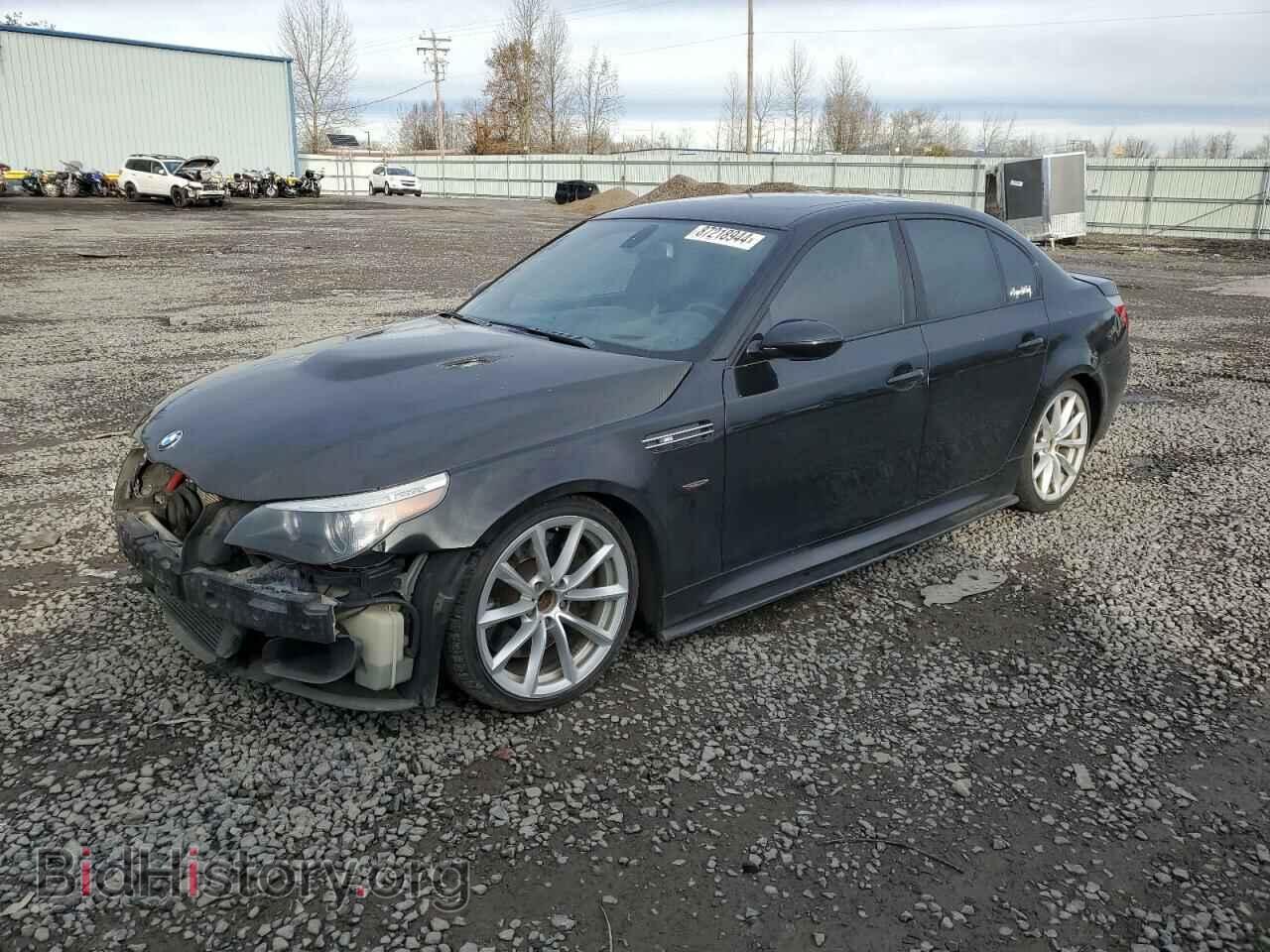 Фотография WBSNB93586B583645 - BMW M5 2006