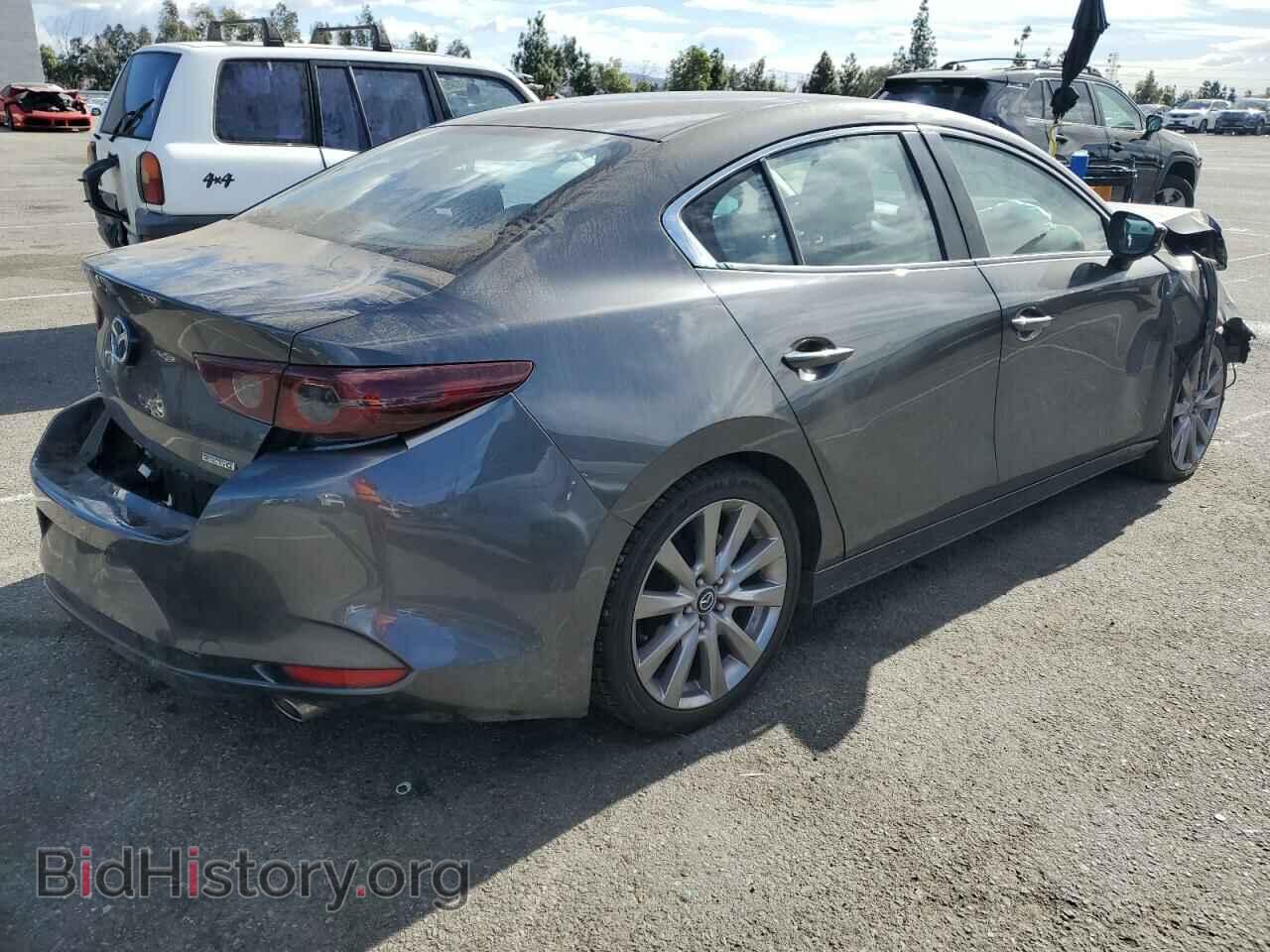 2019 MAZDA 3 - VIN: JM1BPBAM6K1134767 - Фото 3