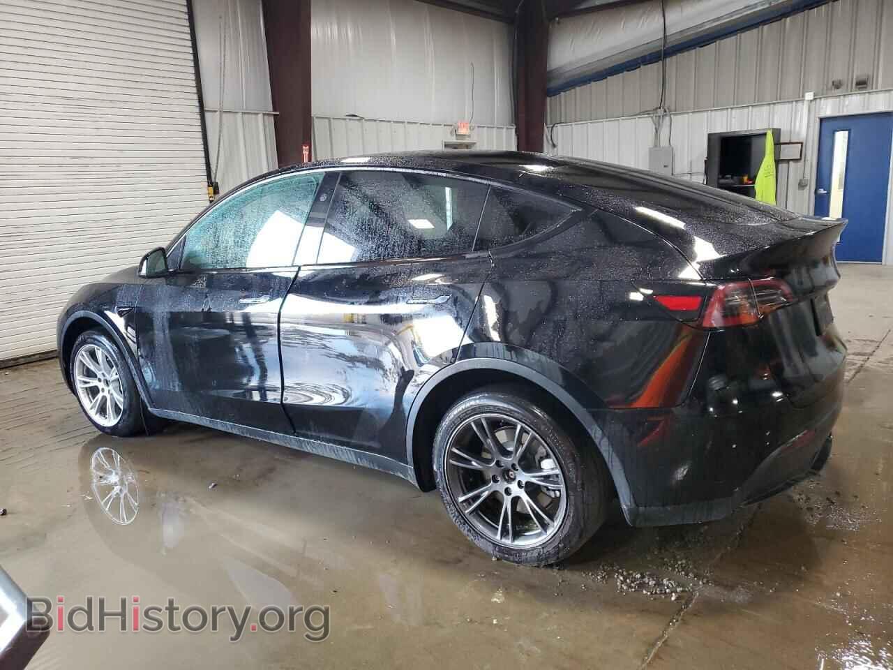 2024 TESLA MODEL Y - VIN: 7SAYGDEE0RF179801 - Photo 2