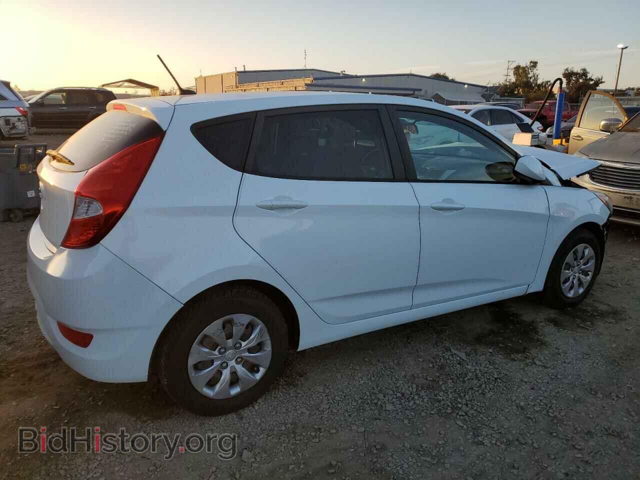 2017 HYUNDAI ACCENT - VIN: KMHCT5AEXHU347945 - Фото 3