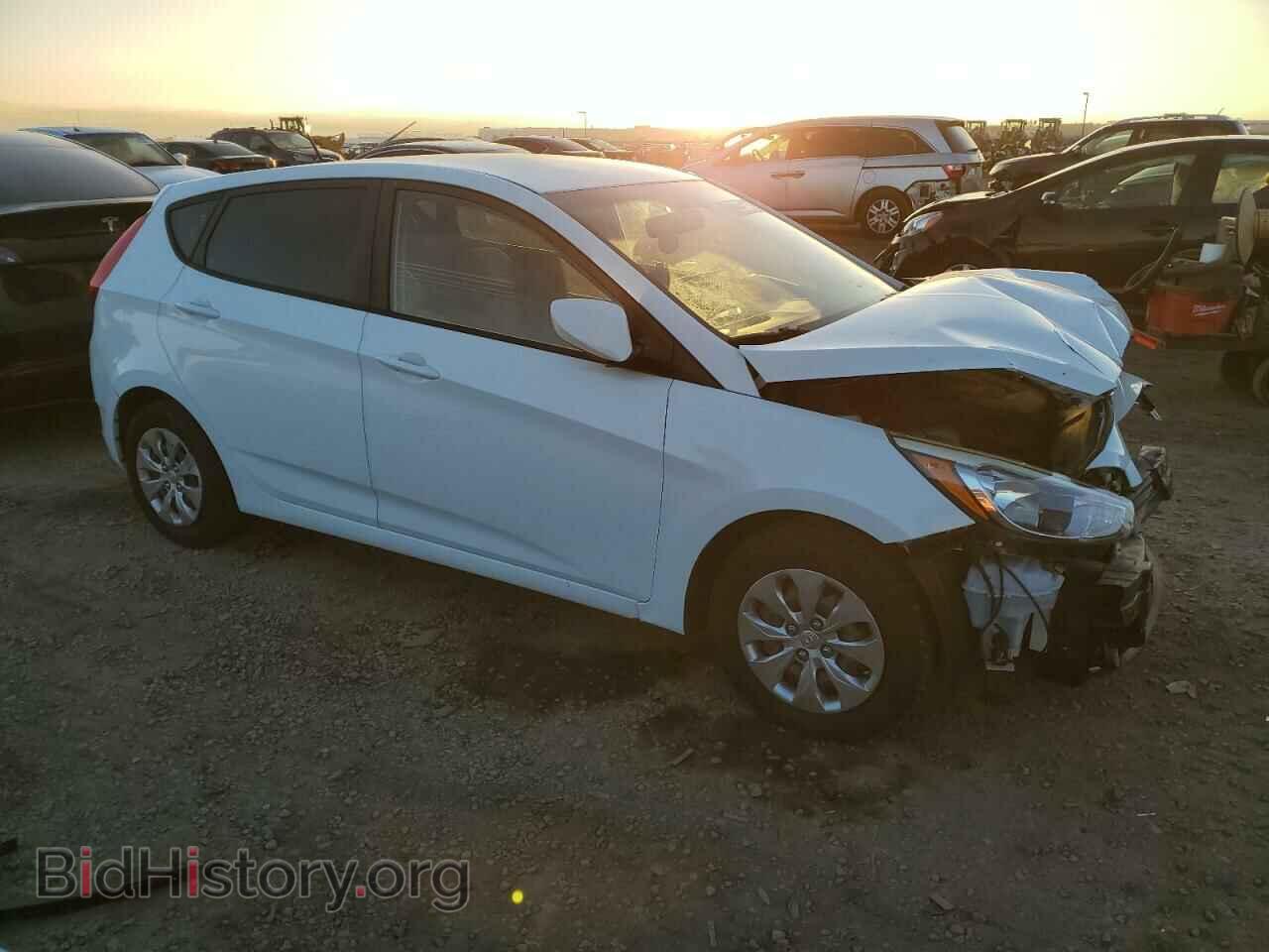 2017 HYUNDAI ACCENT - VIN: KMHCT5AEXHU347945 - Фото 4