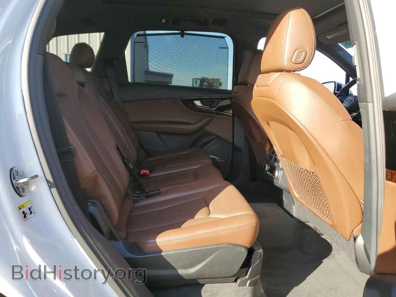 2017 AUDI Q7 - VIN: WA1VAAF76HD017588 - Фото 11
